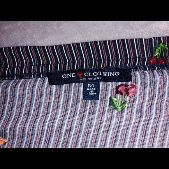 NWOT ONE CLOTHING Fruit Off Shoulder Top - Picture 6 of 7